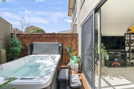 Photo of property in 75 Nautilus Drive, Gulf Harbour, Whangaparaoa, 0930