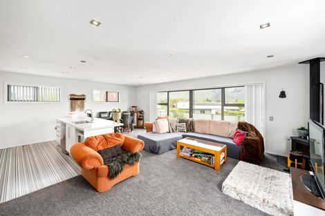 Photo of property in 5 Mohua Mews, Wanaka, 9305