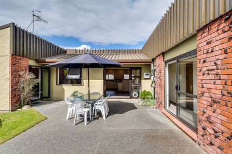 Photo of property in 6 Cooke Place, Taradale, Napier, 4112