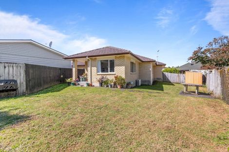 Photo of property in 71a Vincent Street, Howick, Auckland, 2014