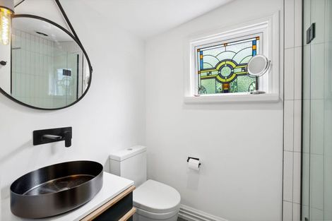 Photo of property in 36 Belt Road, Moturoa, New Plymouth, 4310