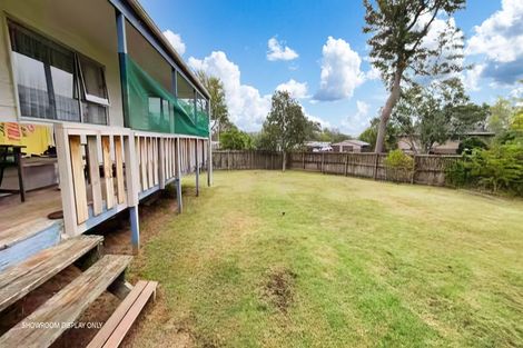 Photo of property in 1 Ballial Place, West Harbour, Auckland, 0618