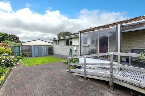 Photo of property in 28 Vancouver Place, Marfell, New Plymouth, 4310