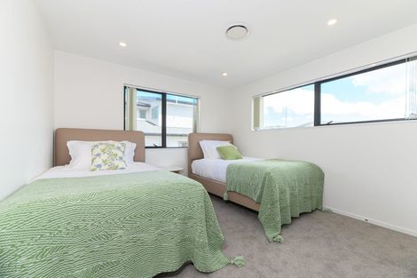 Photo of property in 5 Paitry Place, Swanson, Auckland, 0614