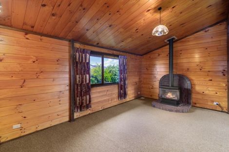 Photo of property in 13 Tumene Drive, Owhata, Rotorua, 3010