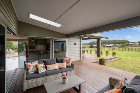 Photo of property in 13 Capstone Place, Te Kamo, Kamo, 0185