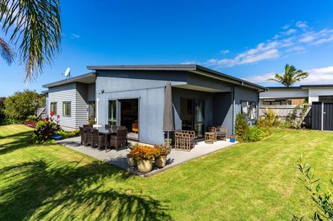 Photo of property in 64b Jack Boyd Drive, Mangawhai Heads, Kaiwaka, 0573