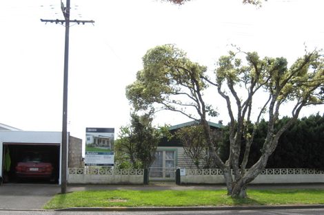 Photo of property in 19 Mclean Street, Strandon, New Plymouth, 4312