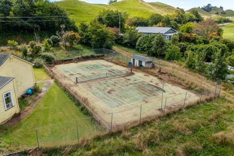 Photo of property in 1682 Ohura Road, Douglas, Stratford, 4392