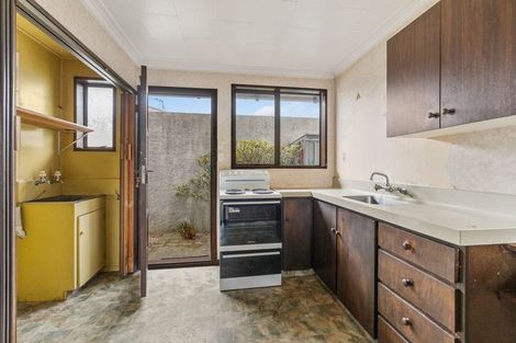 Photo of property in 65d Wesley Street, South Dunedin, Dunedin, 9012