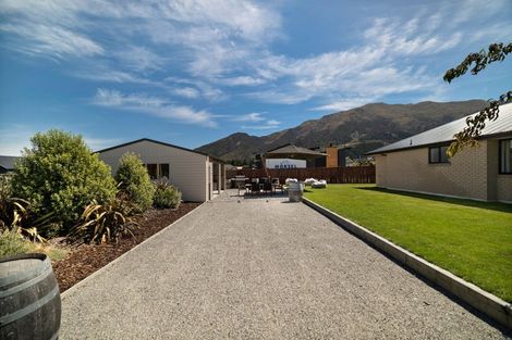 Photo of property in 14 Teal Place, Lake Hawea, Wanaka, 9382