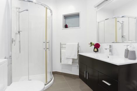 Photo of property in 141a Arran Road, Browns Bay, Auckland, 0630