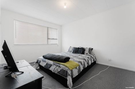 Photo of property in 8 Vetori Place, Clover Park, Auckland, 2023