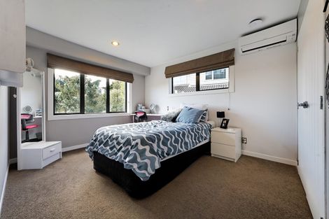 Photo of property in 92 Schnapper Rock Road, Schnapper Rock, Auckland, 0632