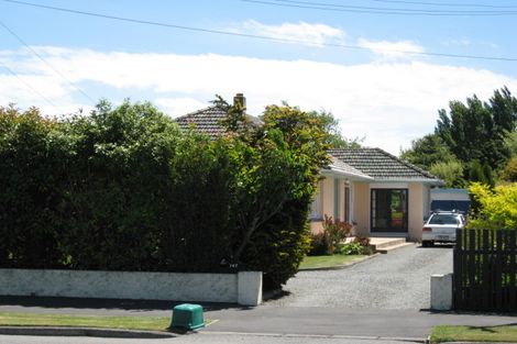Photo of property in 145 Avonhead Road, Avonhead, Christchurch, 8042