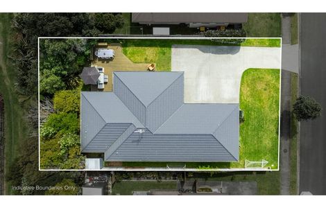 Photo of property in 15 Ian Place, Waihi Beach, 3611
