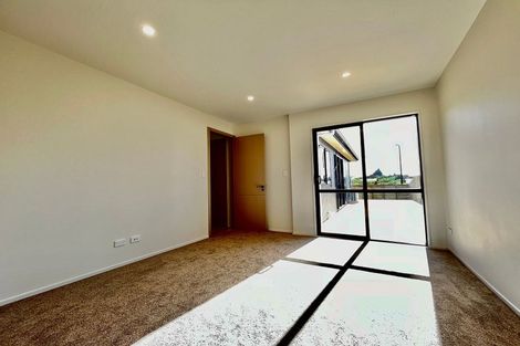 Photo of property in 28 Farrell Road, Pukekohe, 2120