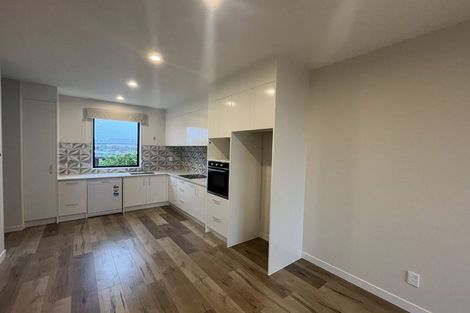 Photo of property in 3/86 Fred Taylor Drive, Westgate, Auckland, 0814