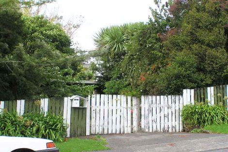 Photo of property in 3 Gallony Avenue, Massey, Auckland, 0614