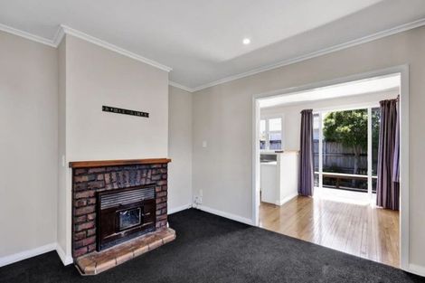 Photo of property in 1/9 Tarahua Road, Vogeltown, New Plymouth, 4310