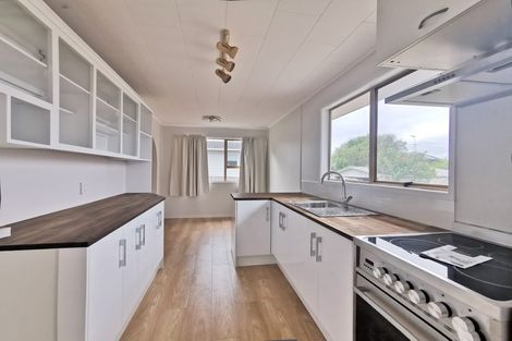 Photo of property in 150 Pigeon Mountain Road, Half Moon Bay, Auckland, 2012