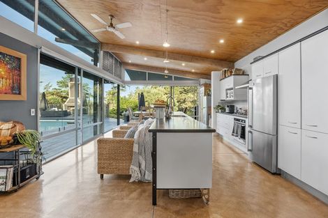 Photo of property in 361h Paremoremo Road, Paremoremo, Auckland, 0632