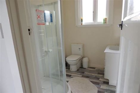 Photo of property in 33a Shakespeare Road, Bluff Hill, Napier, 4110