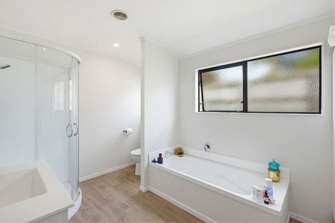 Photo of property in 16b Michael Road, Paraparaumu Beach, Paraparaumu, 5032