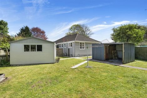 Photo of property in 32 Hollyford Avenue, Bryndwr, Christchurch, 8053