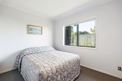 Photo of property in 63 Lismore Street, Merrilands, New Plymouth, 4312