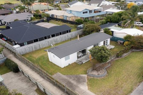 Photo of property in 1188b Papamoa Beach Road, Papamoa Beach, Papamoa, 3118