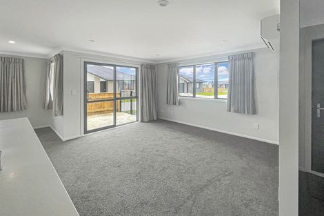 Photo of property in 71a Hinemoa Street, Levin, 5510