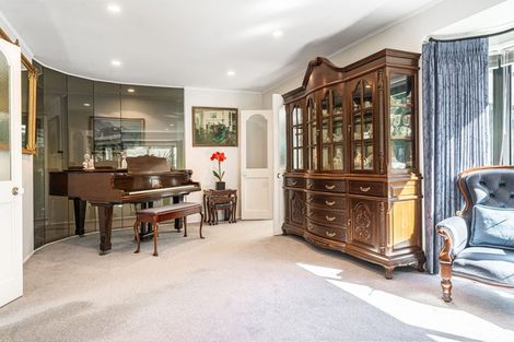 Photo of property in 10 Ander Place, Takapuna, Auckland, 0622