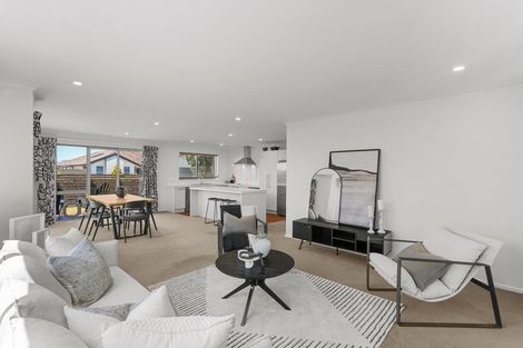 Photo of property in 10 Hurricane Way, Wigram, Christchurch, 8042