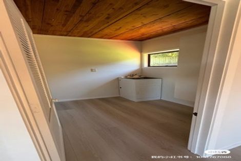 Photo of property in 115 Chelsea View Drive, Chatswood, Auckland, 0626