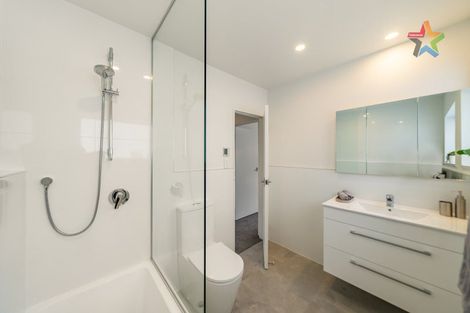 Photo of property in 49 Cypress Drive, Maungaraki, Lower Hutt, 5010