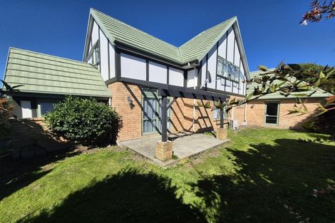 Photo of property in 132 Withells Road, Avonhead, Christchurch, 8042