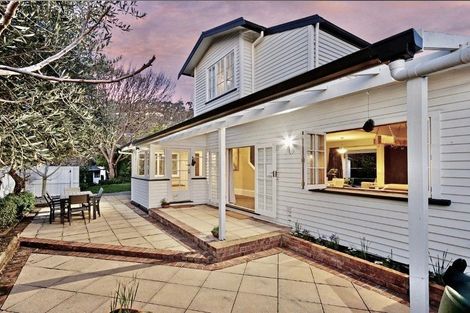 Photo of property in 32 Bowenvale Avenue, Cashmere, Christchurch, 8022