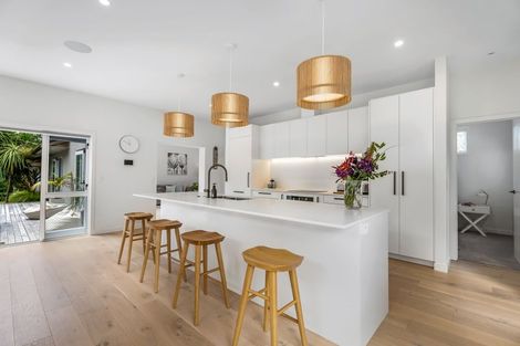 Photo of property in 163 Ocean Beach Road, Tairua, 3508