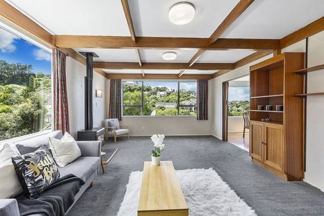 Photo of property in 17 Malaghan Grove, Johnsonville, Wellington, 6037