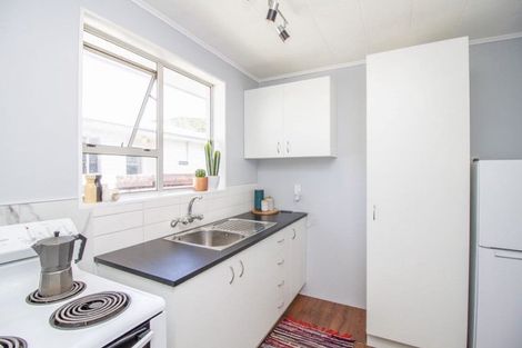 Photo of property in 270b Wellington Road, Wainuiomata, Lower Hutt, 5014