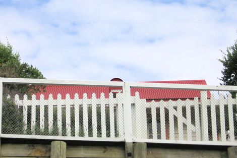 Photo of property in 58 Edinburgh Terrace, Berhampore, Wellington, 6023