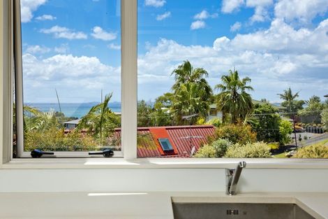 Photo of property in 3/8 Braemar Road, Castor Bay, Auckland, 0620