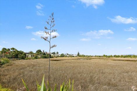 Photo of property in 564a Pukehina Parade, Pukehina, Te Puke, 3189