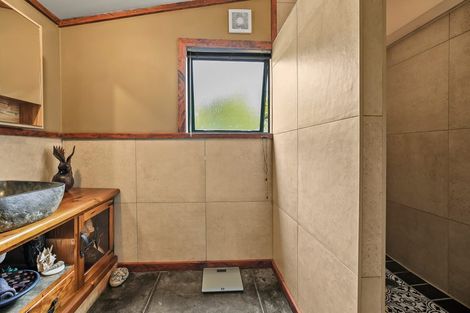 Photo of property in 50 Crown Hill Road, Paeroa, 3674