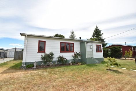 Photo of property in 38 Jollie Road, Twizel, 7901