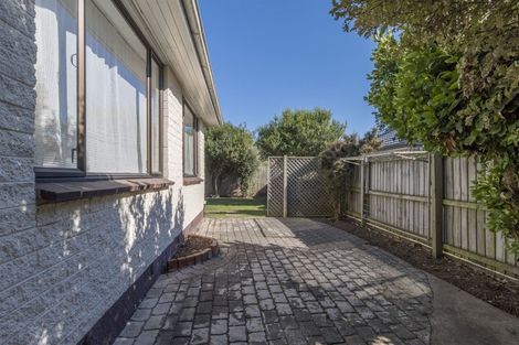 Photo of property in 290 Yaldhurst Road, Avonhead, Christchurch, 8042