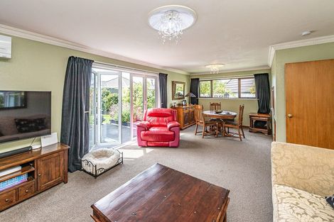 Photo of property in 1 Iwiroa Terrace, Durie Hill, Whanganui, 4500