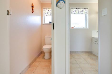 Photo of property in 3/11 Church Road, Taradale, Napier, 4112