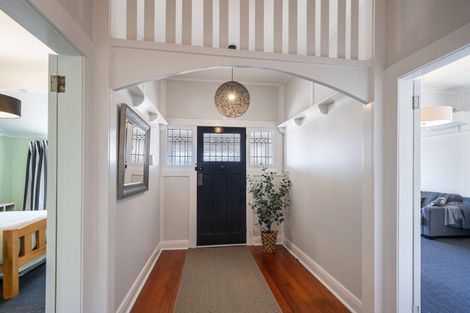 Photo of property in 556a Queen Street East, Levin, 5510